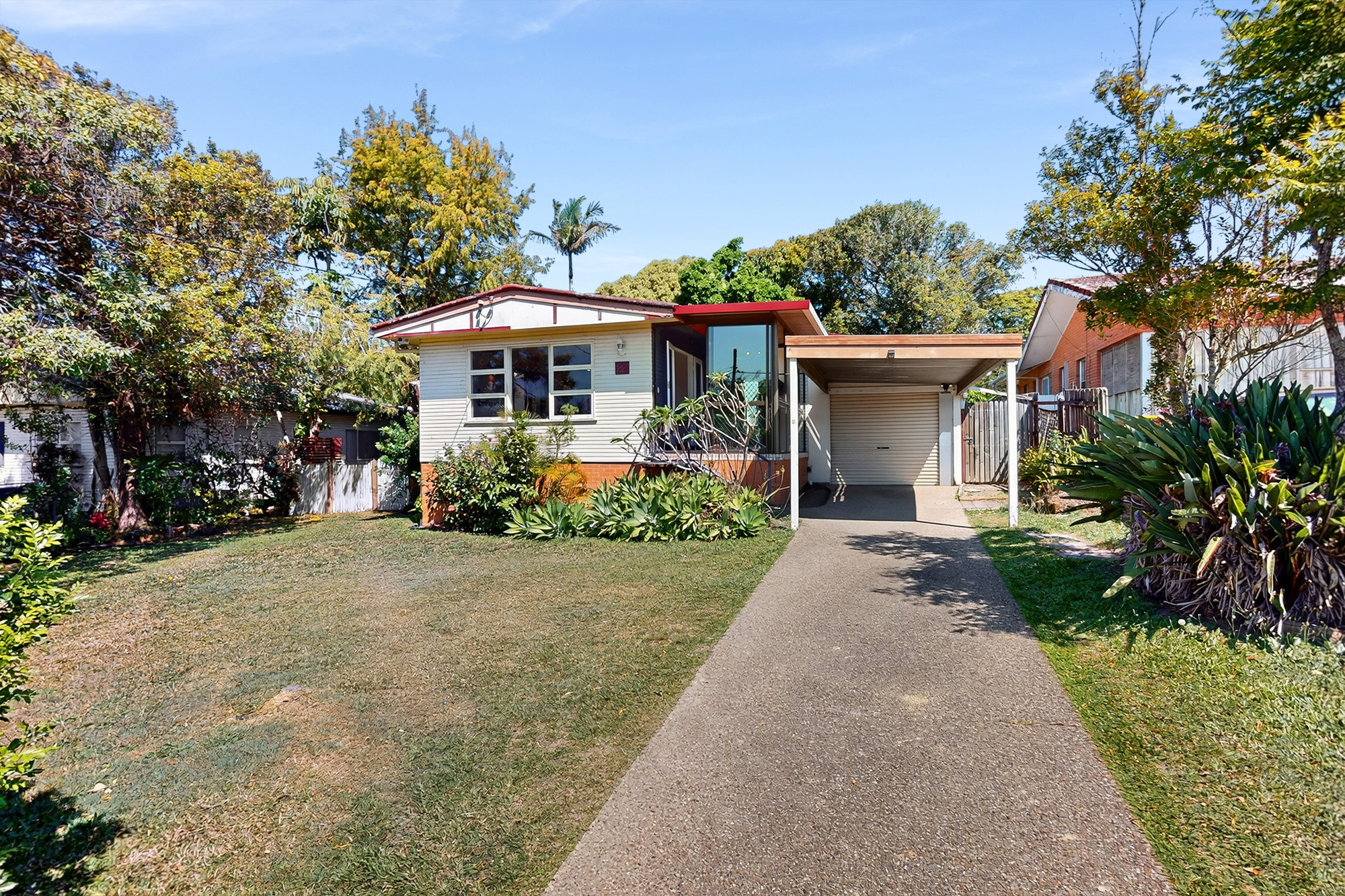 22 Dowling Dr, Southport  QLD  4215