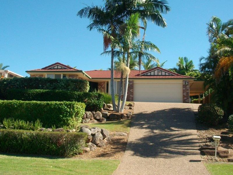 43 Gippsland Drive, HELENSVALE  QLD  4212
