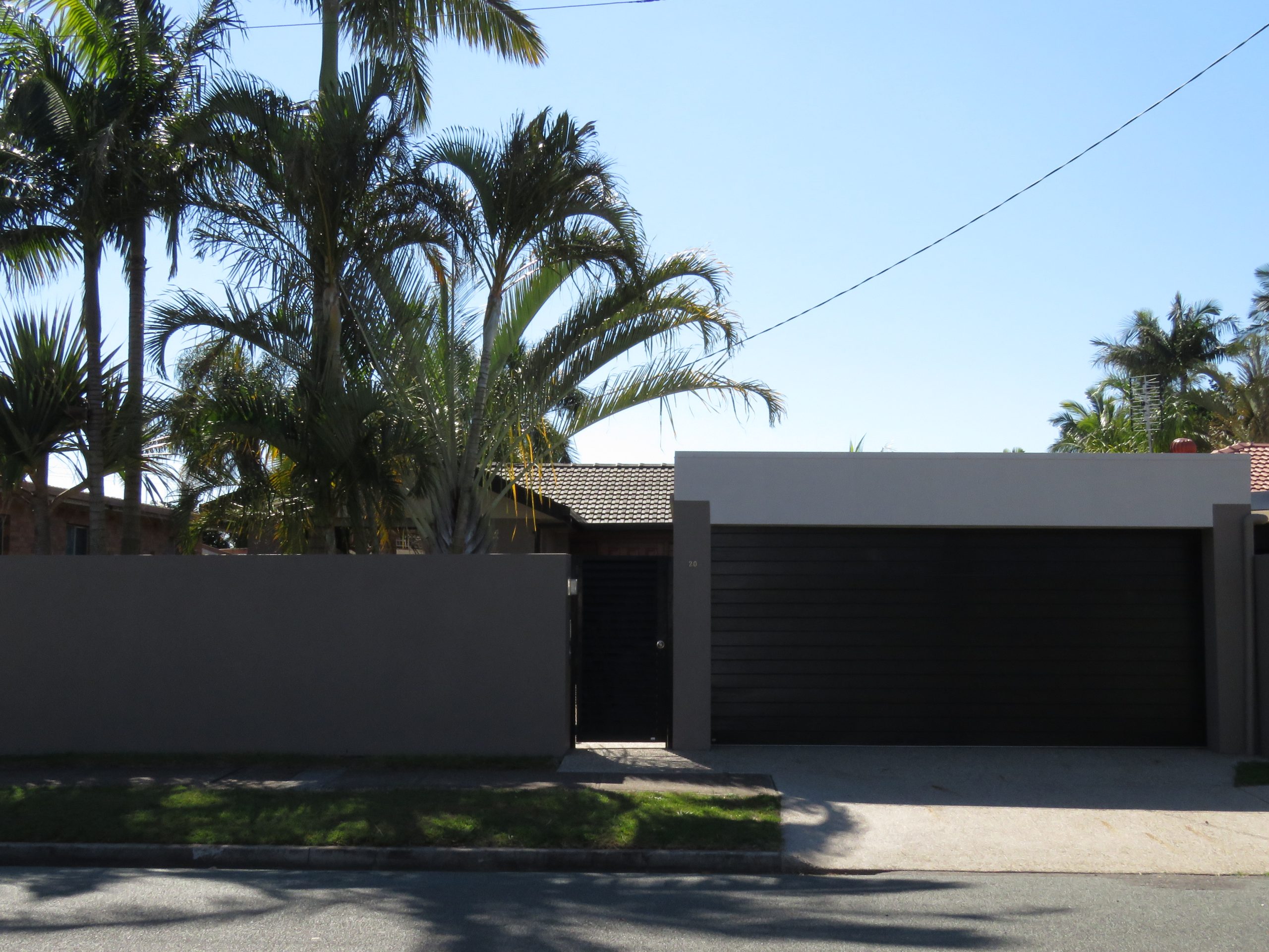 20 Reynolds Ave, Labrador  QLD  4215
